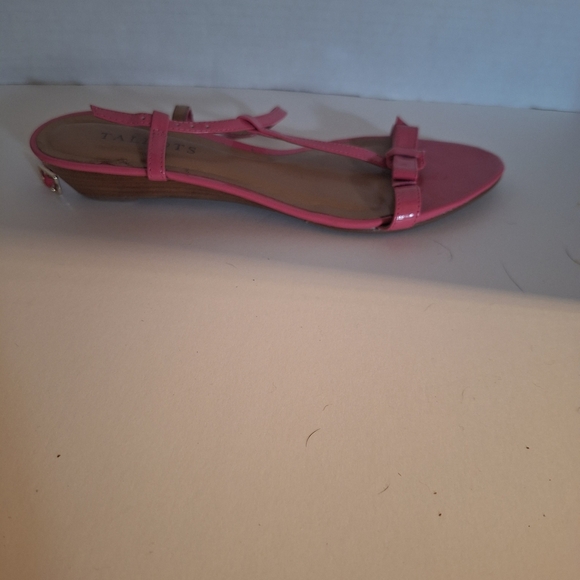 Talbots Pink Strappy Sandals - Picture 8 of 9
